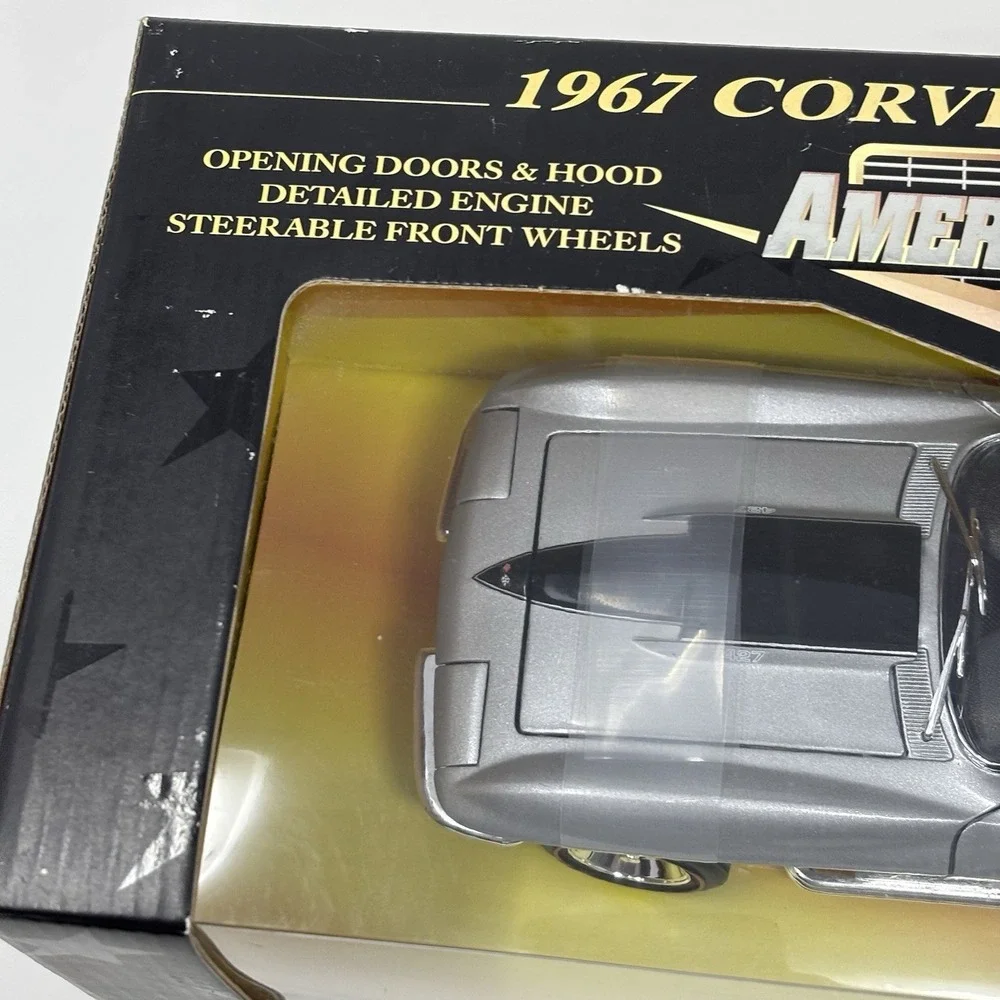 1967 Chevrolet Corvette Sting Ray Silver 1:18 ERTL Limited Edition SEALED